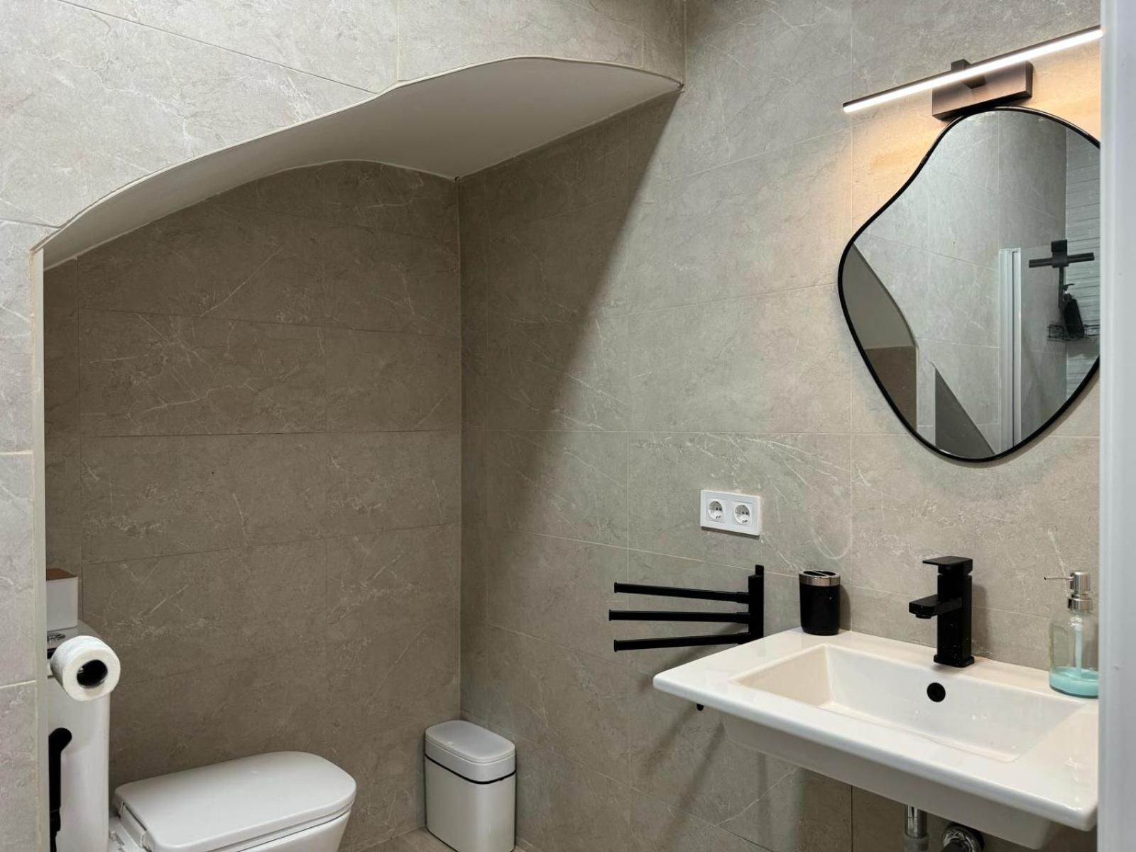 Almagro Lopez Apartment