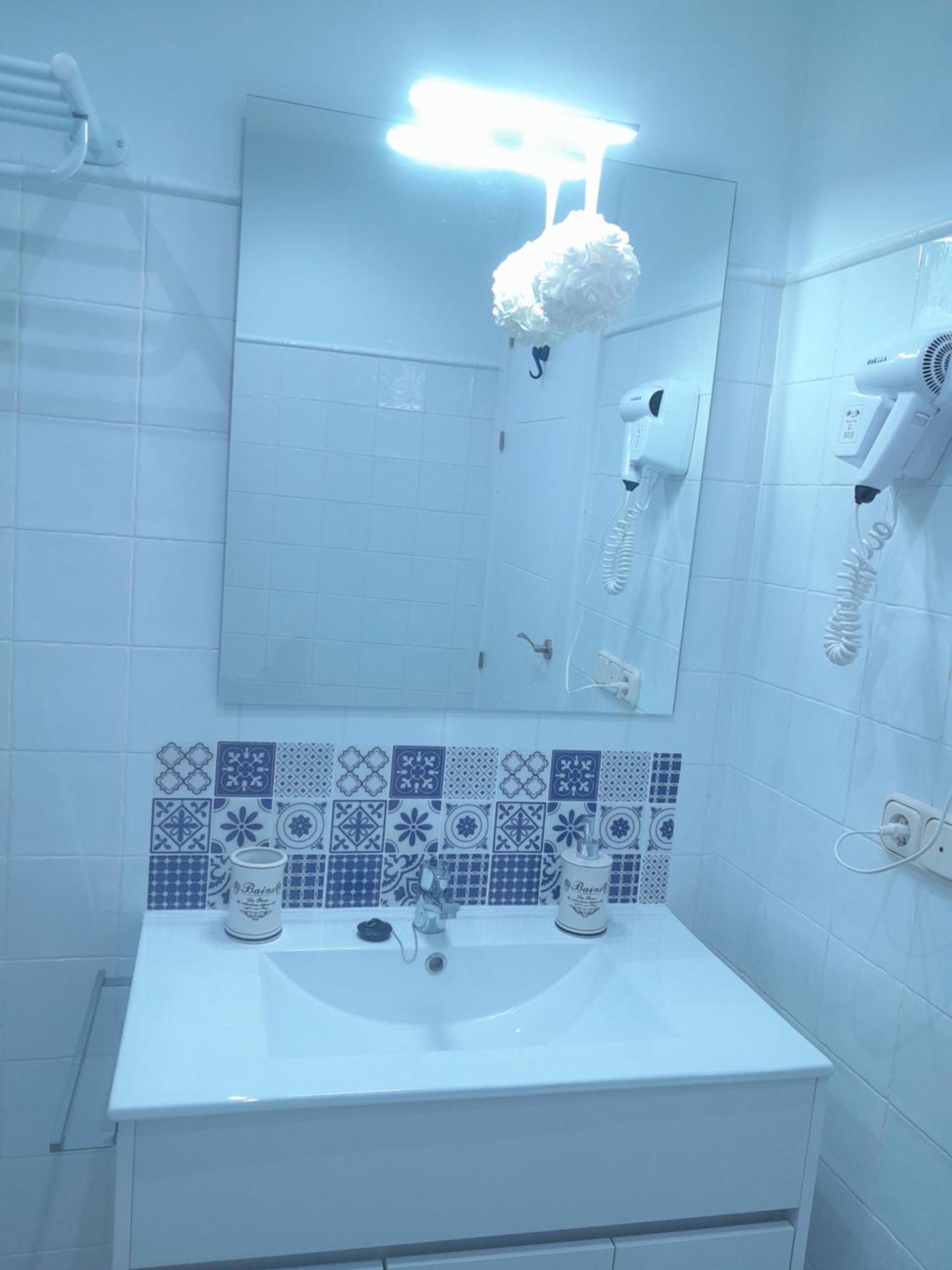Puerta Sevilla Parking Gratis Apartment