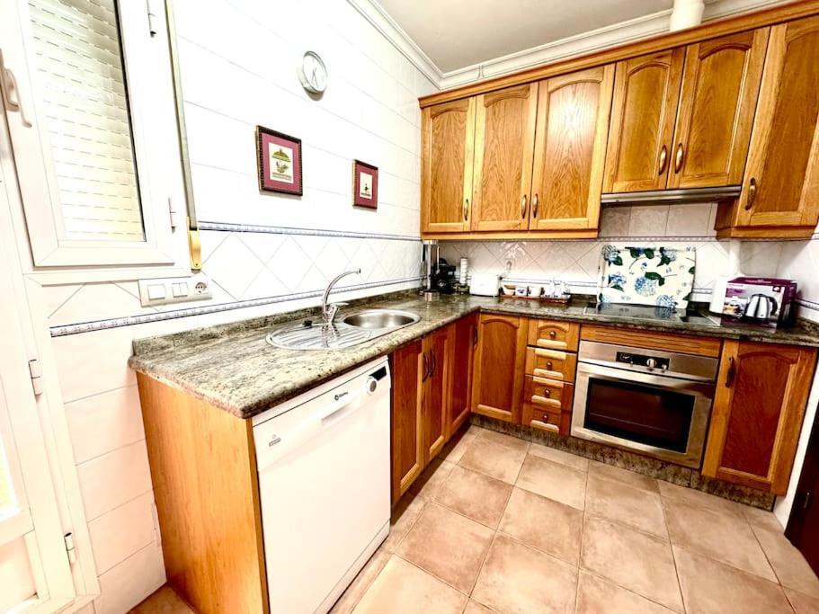 En Pleno Centro Con Aparcamiento Opcional Apartamento