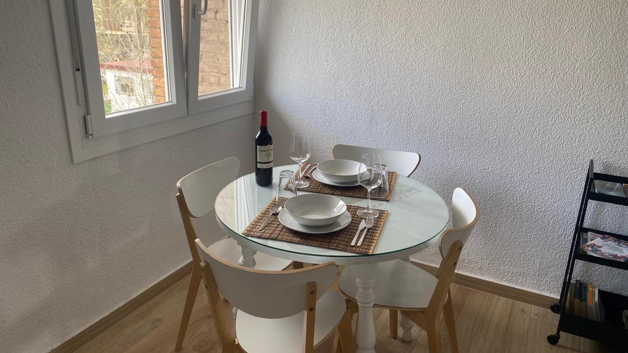 Apartment Plaza Andalucia -a 10min Caminando Del Puente Cordoba