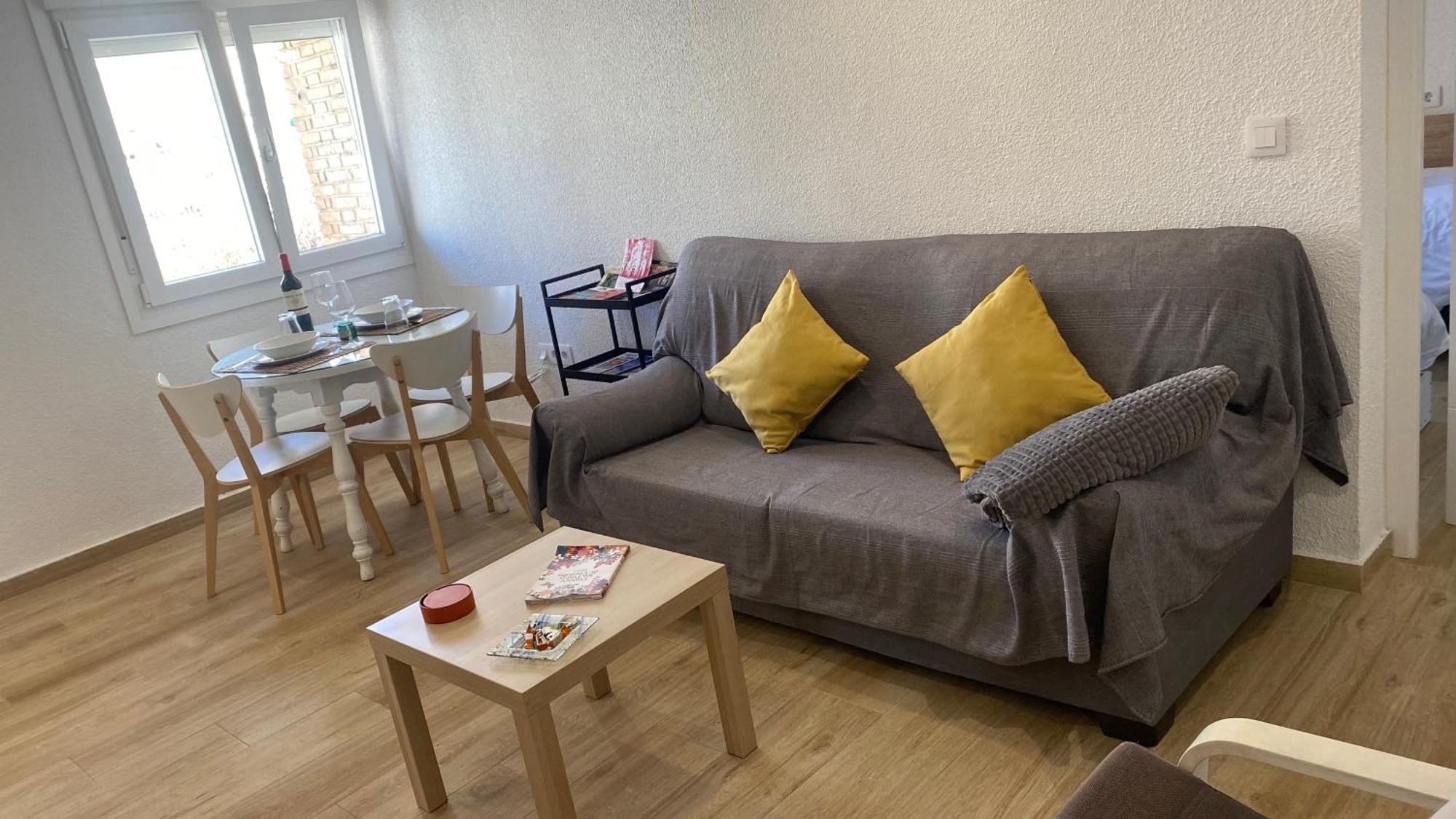 Apartment Plaza Andalucia -a 10min Caminando Del Puente