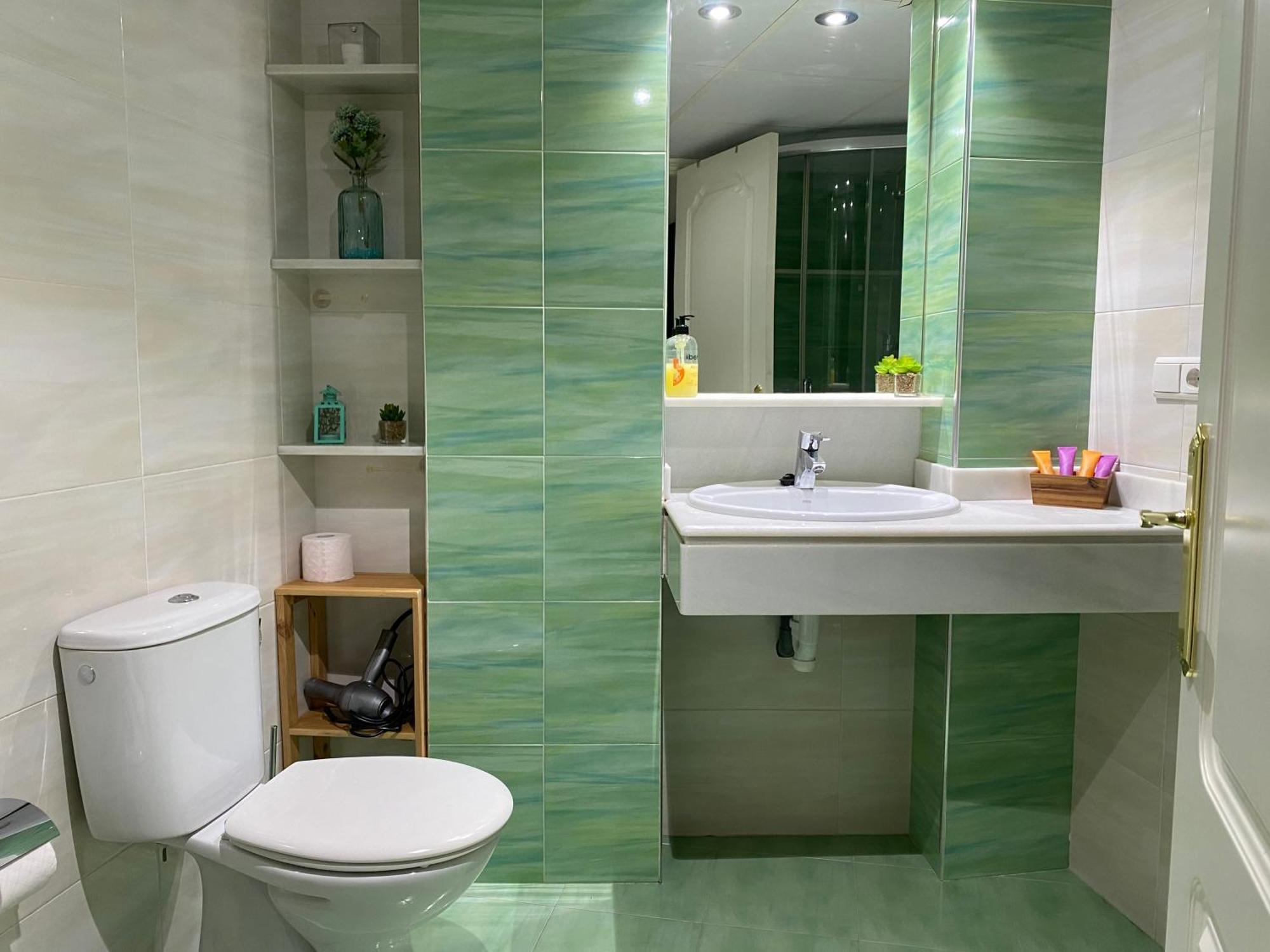 Enmitatiko Alcazar Viejo Apartamento *