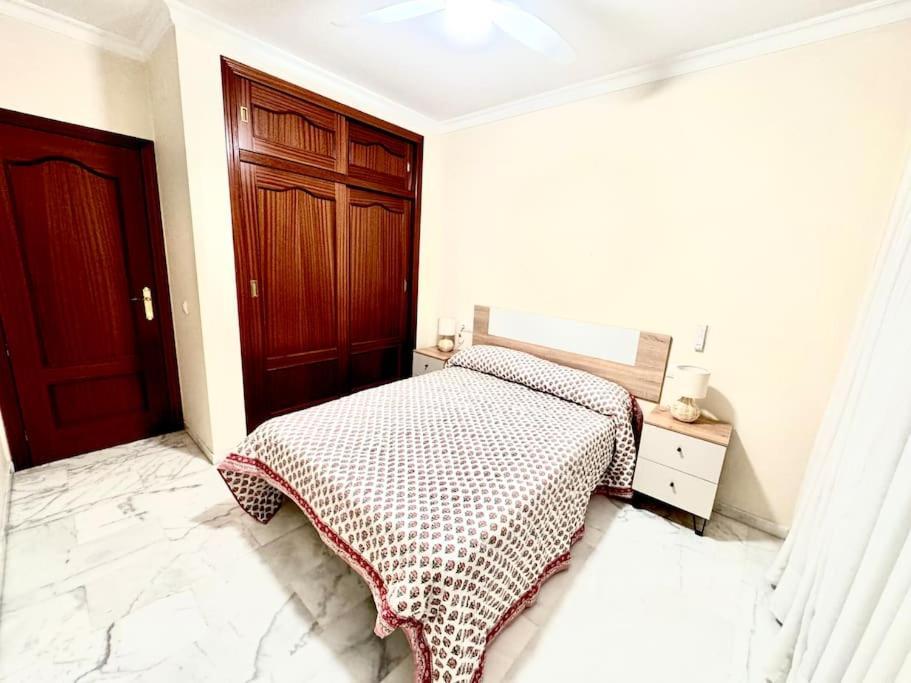 Apartamento En Pleno Centro Con Aparcamiento Opcional Córdoba