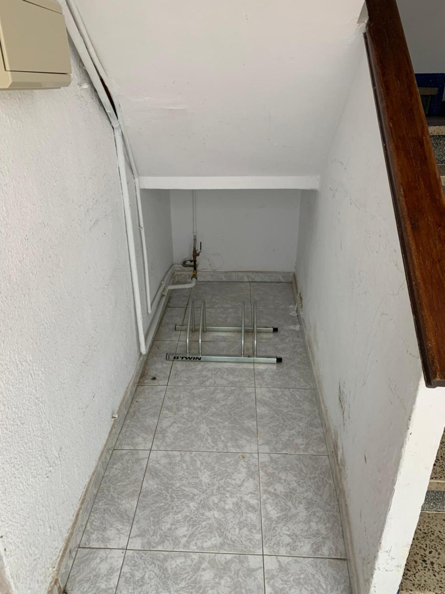 Apartamento Bonito, Centrico, Fresco Y Tranquilo En Santa Marina