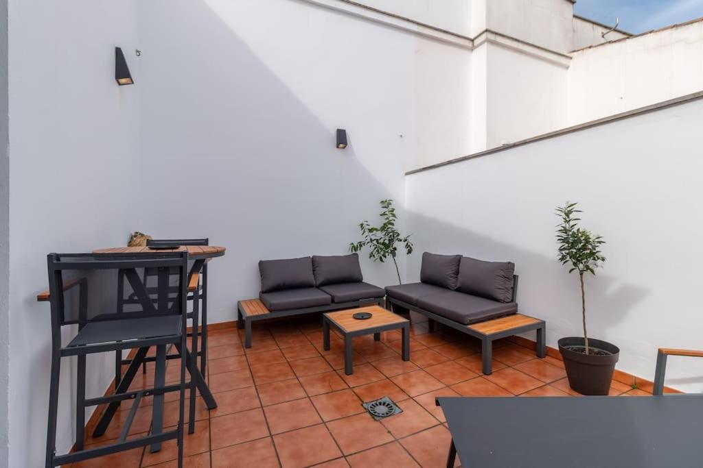 Apto. El Atico De Patios Apartamento *