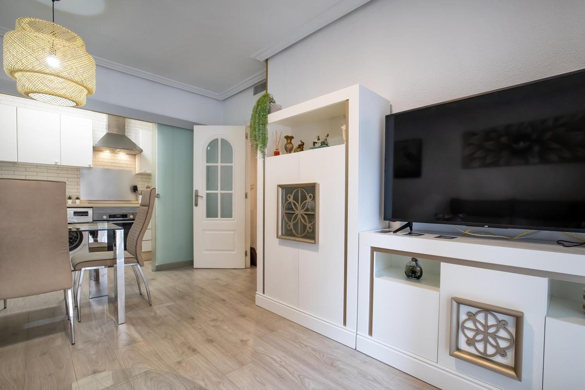 Apartment Apto Vallellano Junto Al Casco Historico & Parking Incluido
