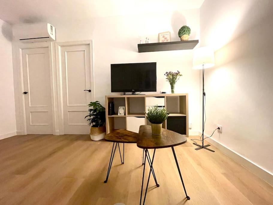 Apartamento Elegancia Junto Al Rectorado. Córdoba