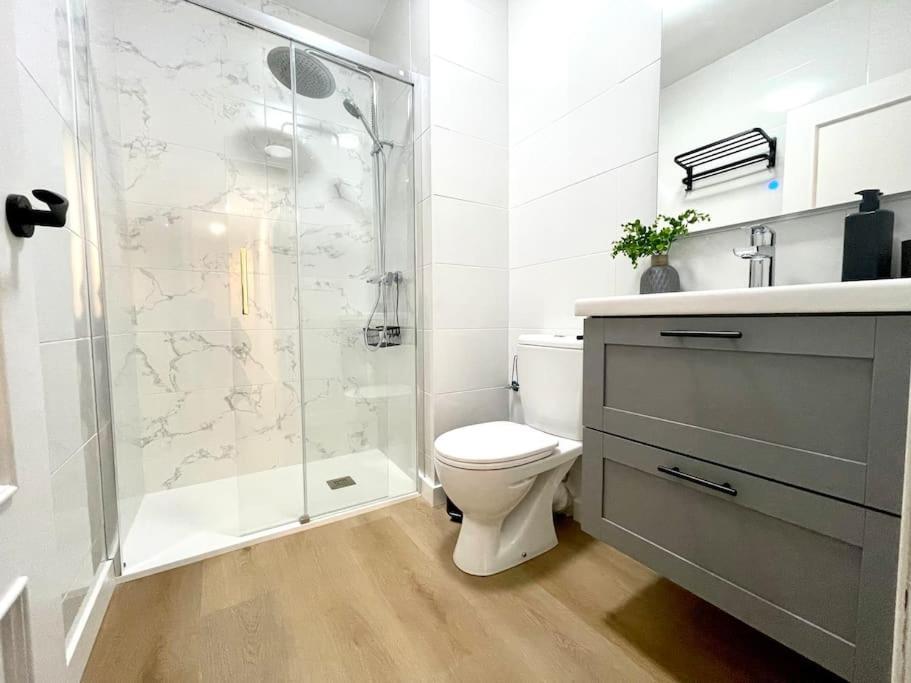 Elegancia Junto Al Rectorado. Apartamento