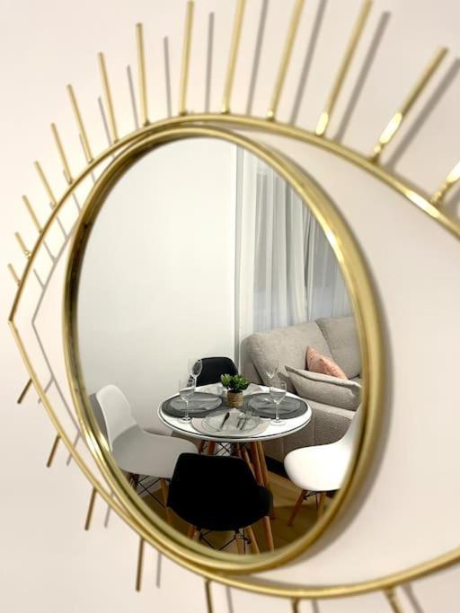 Elegancia Junto Al Rectorado. Apartamento *
