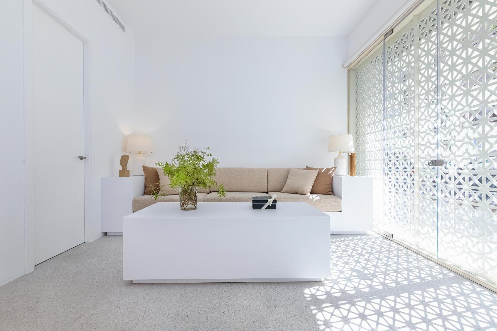 Bhost - Lumiere Apartment