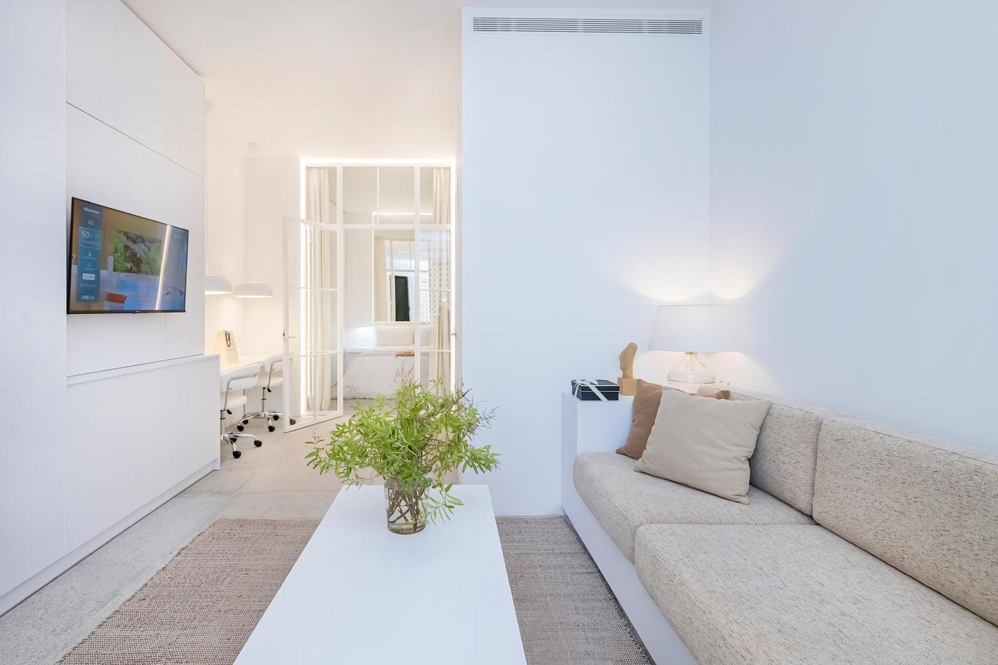 Bhost - Lumiere Apartment *