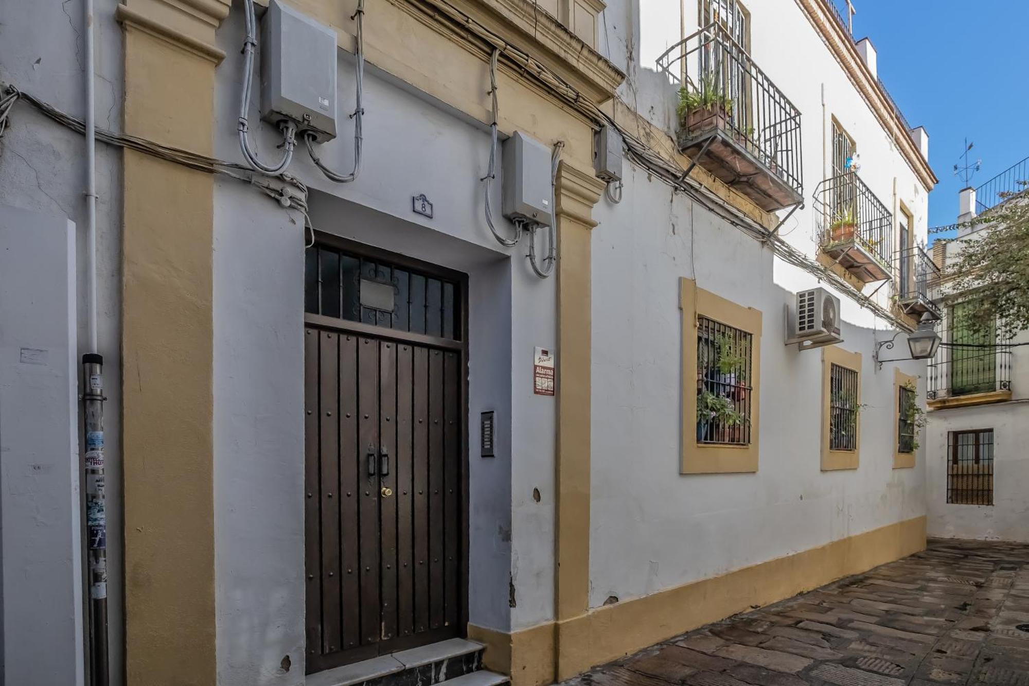 Rosas En La Balconada * Córdoba