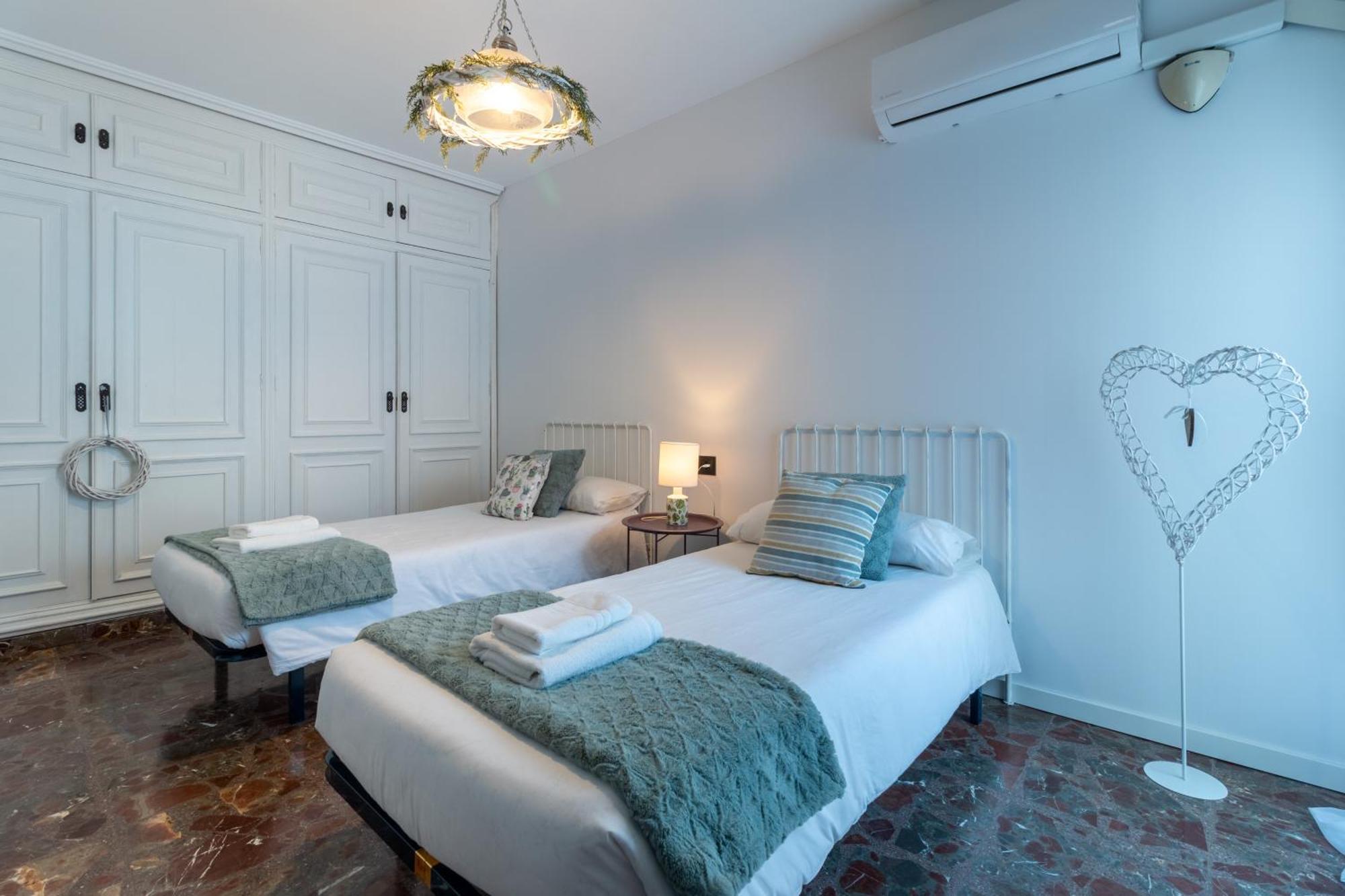 Atico Puente Parking Gratuito Apartment Cordoba