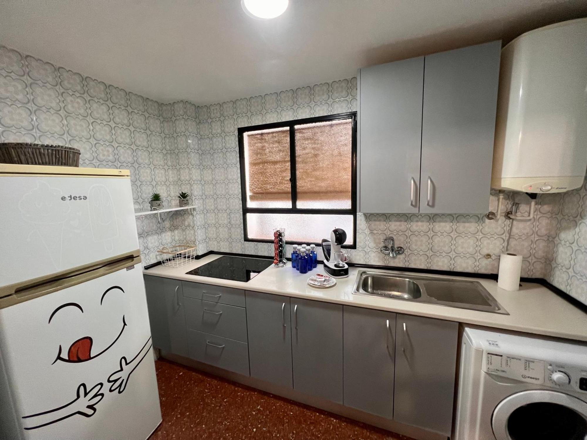 Amplio Familiar Con Parking Privado En Pleno Centro De Apartamento