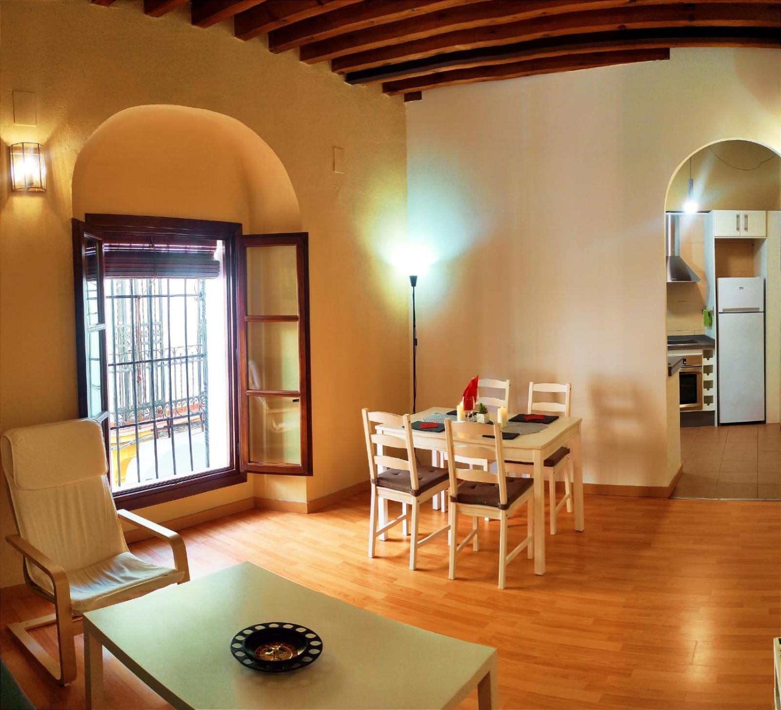 Familiar Juramento Apartment *