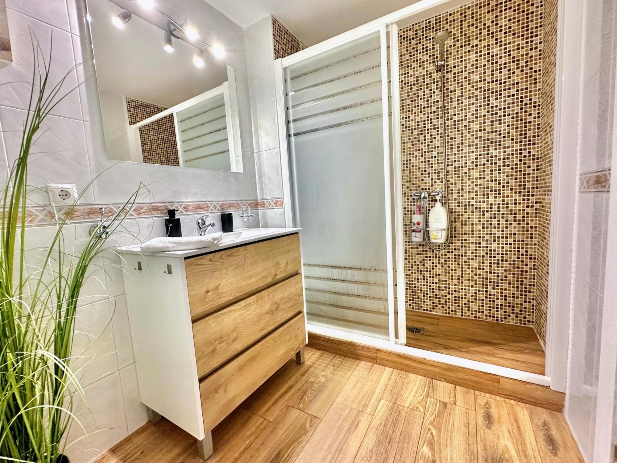 Alcazar San Basilio Apartment *