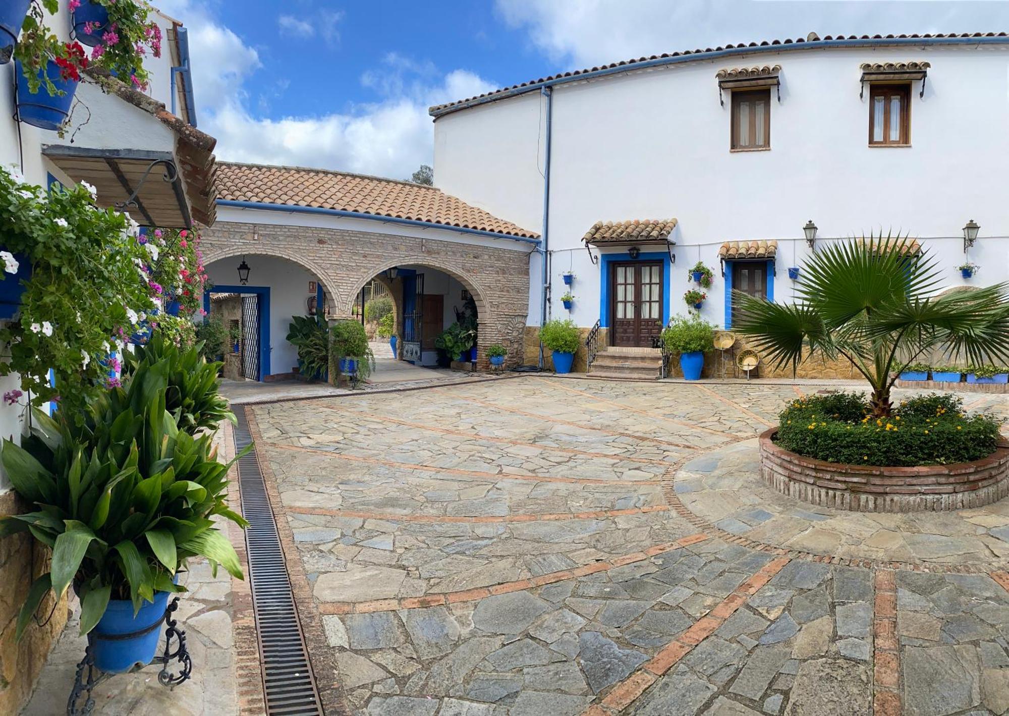 Apartamento Turísticos Rurales Dos Fuentes Córdoba