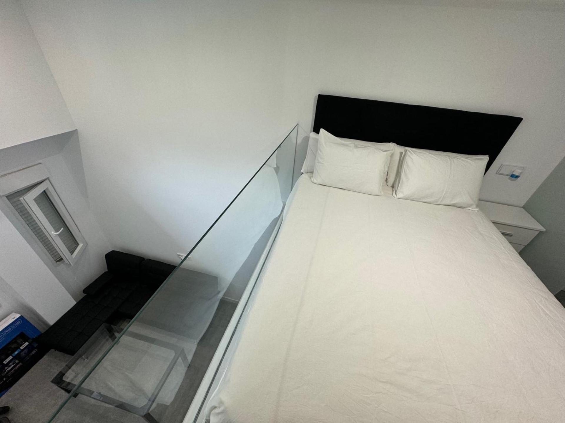 Tipo Duplex - No Se Admiten Mascotas, No Pets Apartamento *