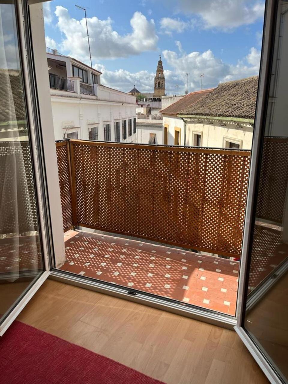 El Balcon De La Torre Apartment *
