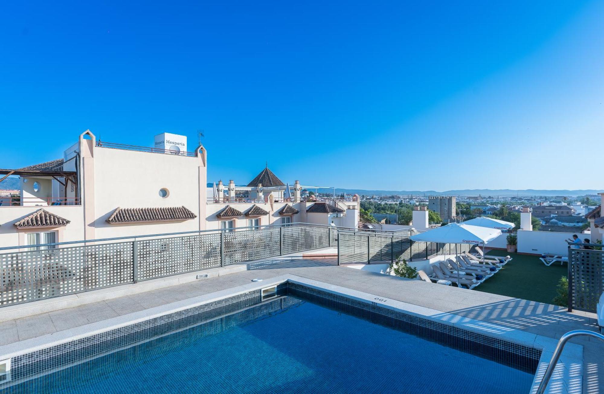 Hotel Hesperia 4*