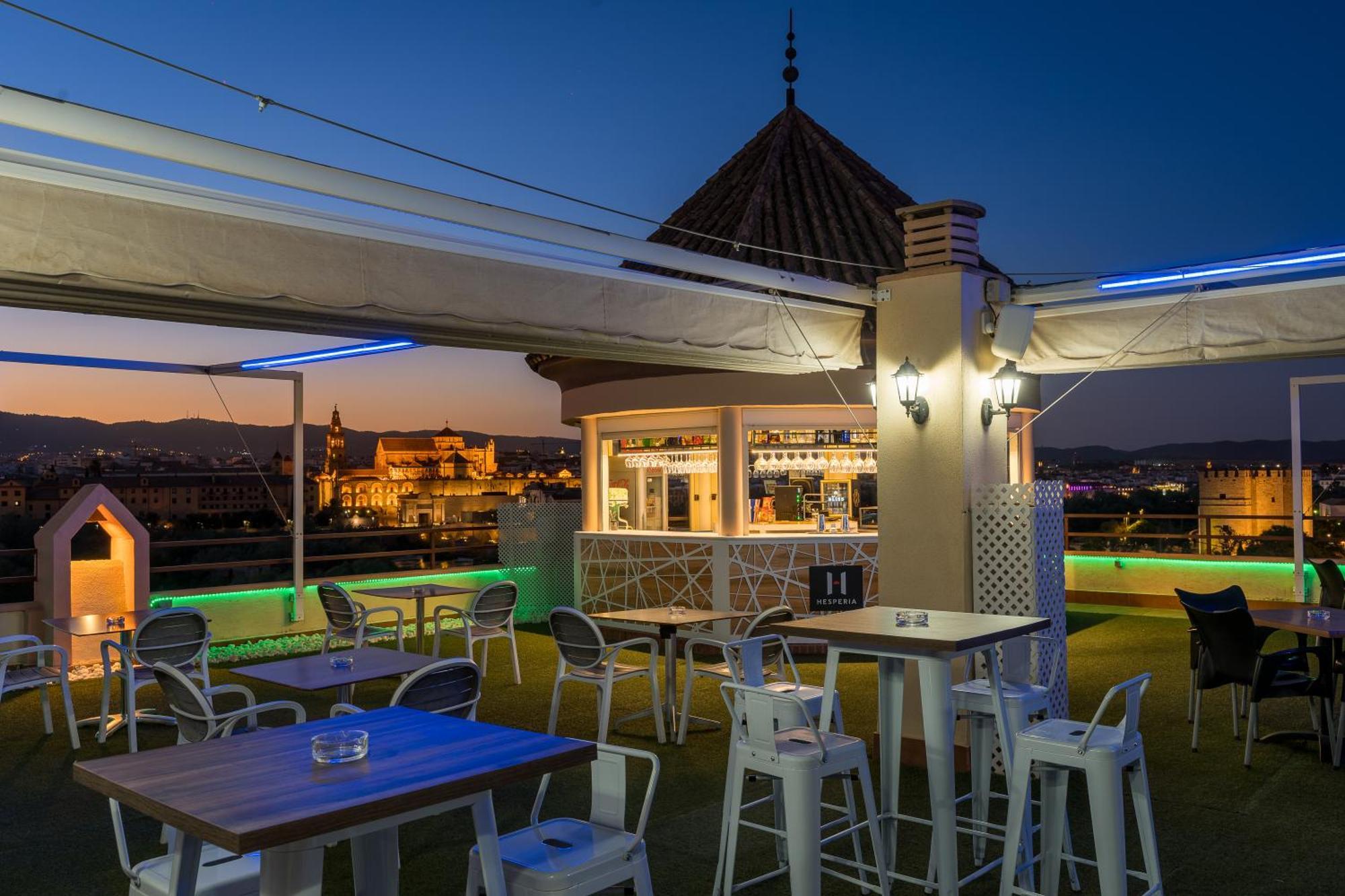 Hesperia 4*