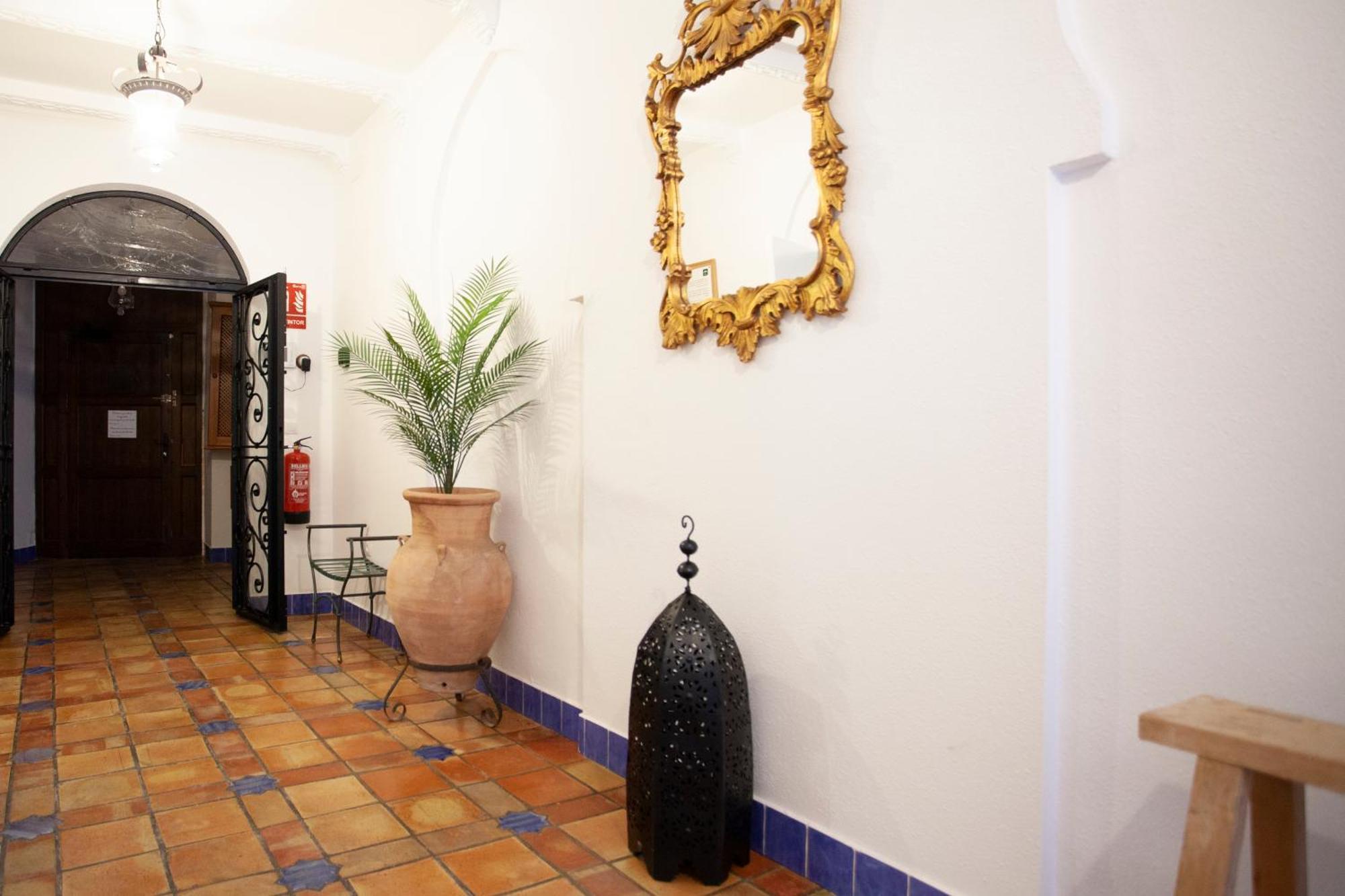 Altabib Riad *