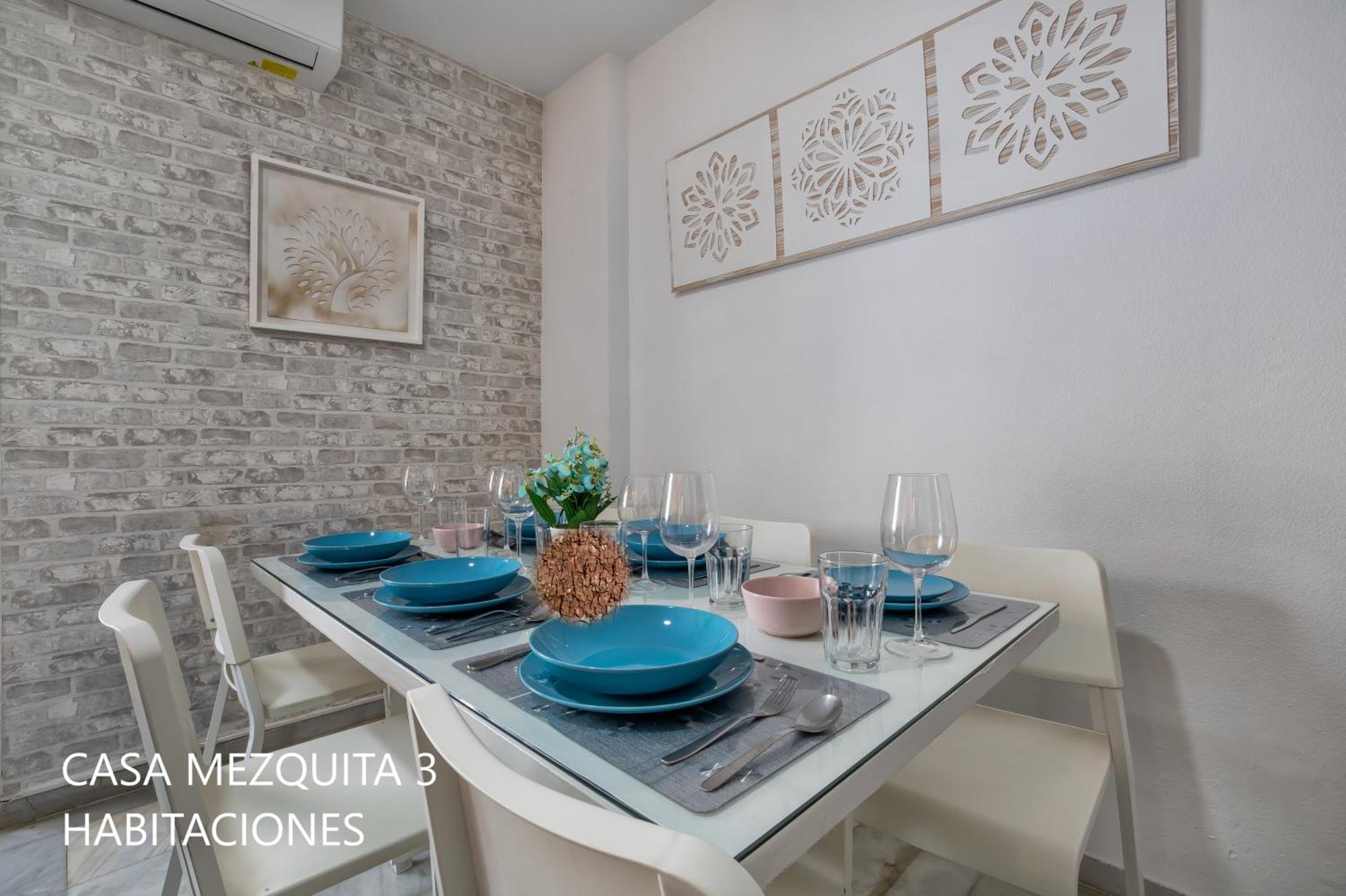 Casas Caballerizas Mezquita 1 Y 3 Hab