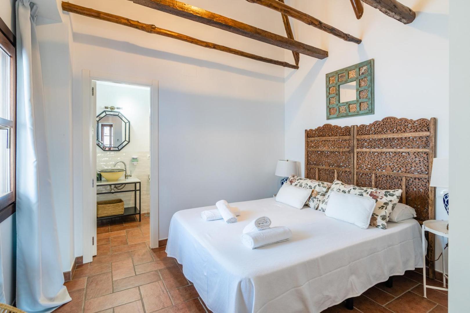 Apartment La Jⲟya De Patios - Turisticos