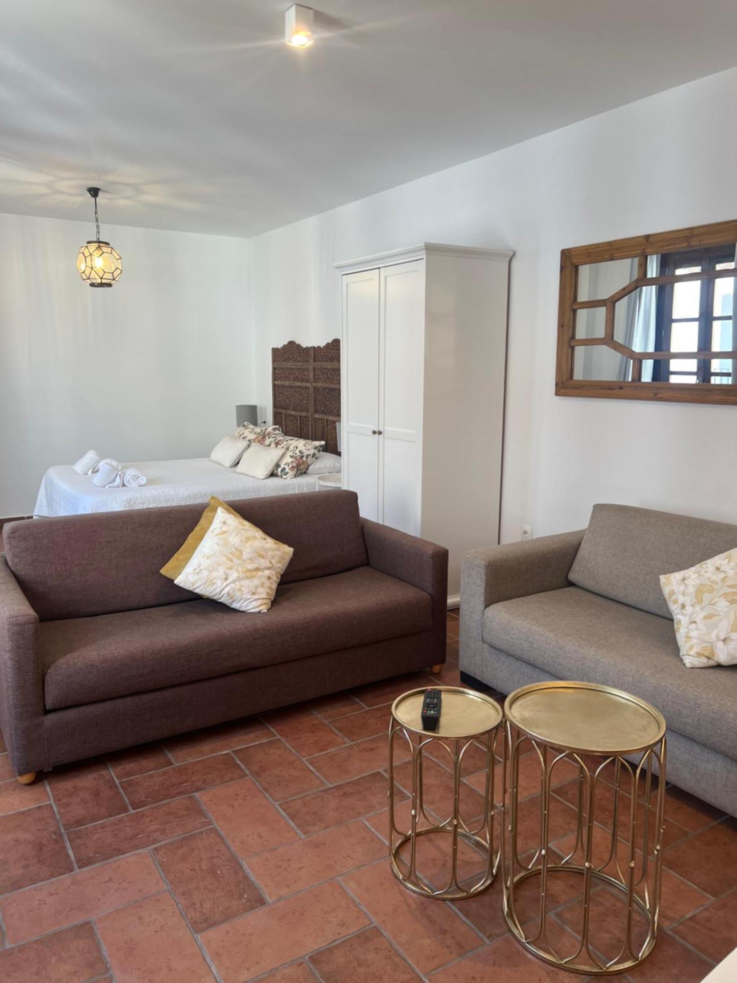 Apartment La Jⲟya De Patios - Turisticos