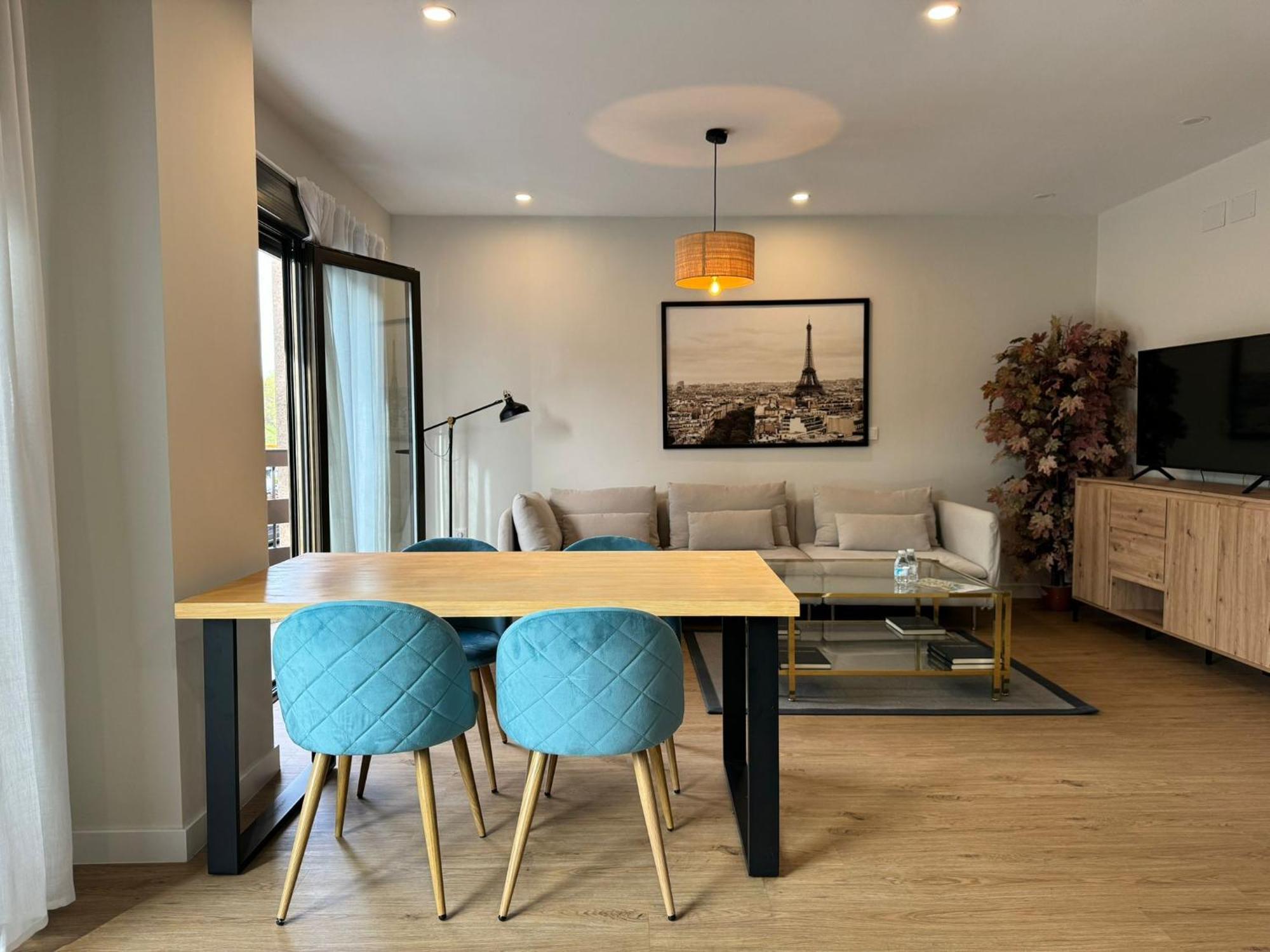 Avenida America Apartamento *