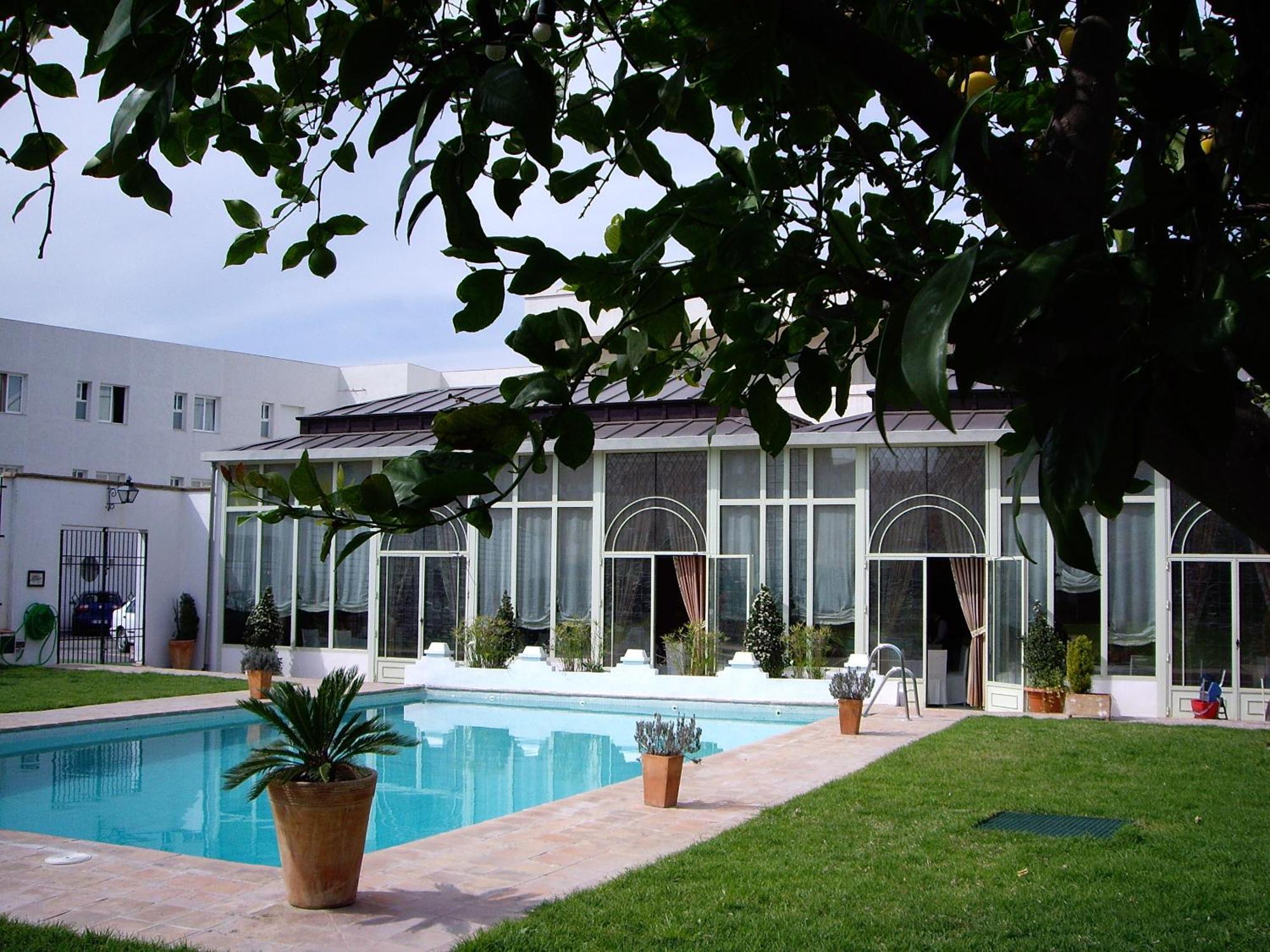 Hotel Oasis 2*
