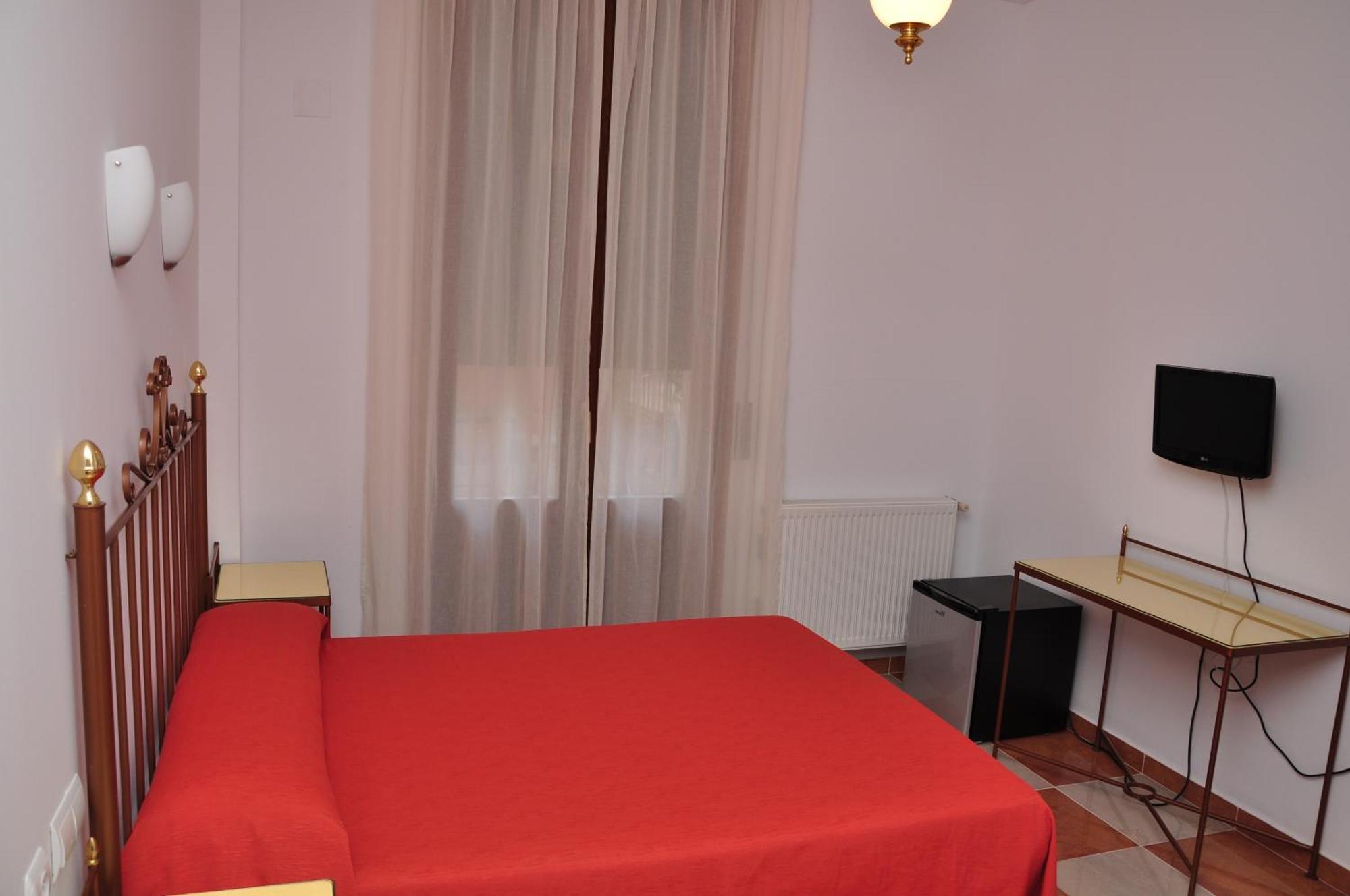 Hotel Don Paula 2*