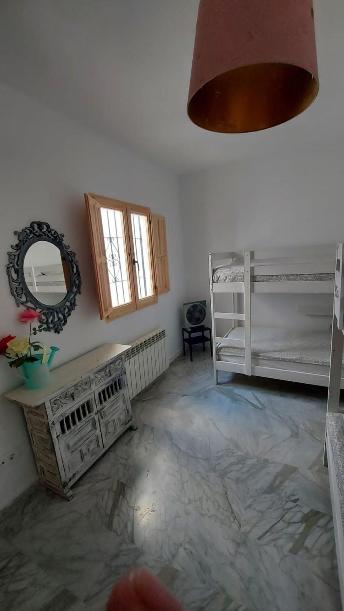 Guest house Alojamiento A 5 Minutos De La Feria *