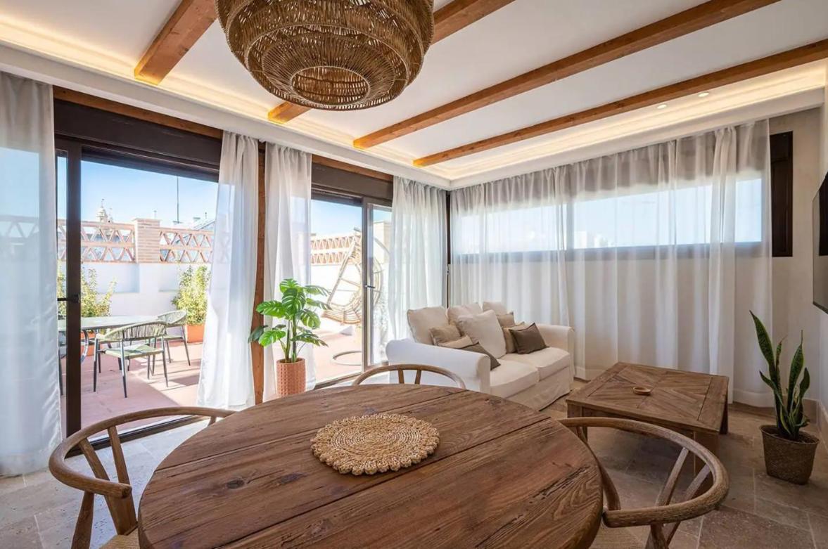 Apartahotel Arcos De Medina - Premium