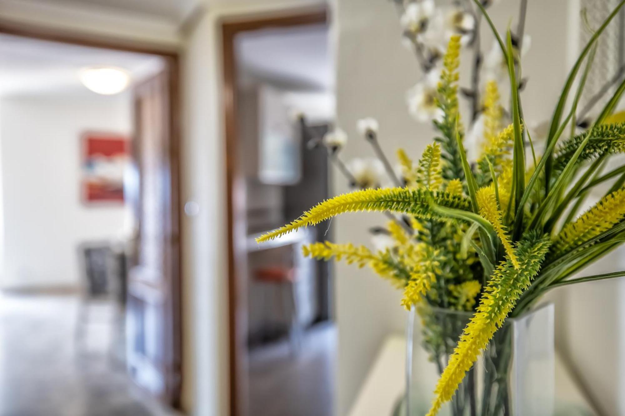 R & T Center - Parking Apartment Cordoba