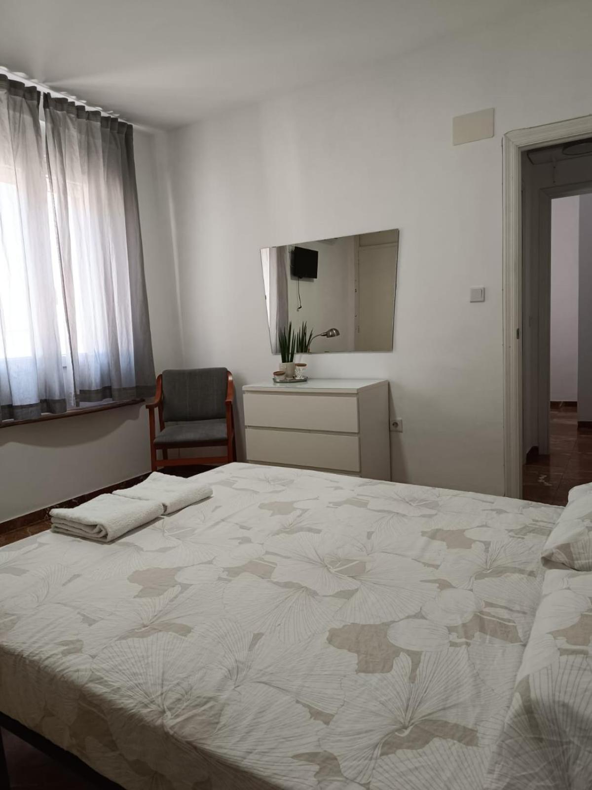 Apartamento Piso Dos Junto Plaza Colon