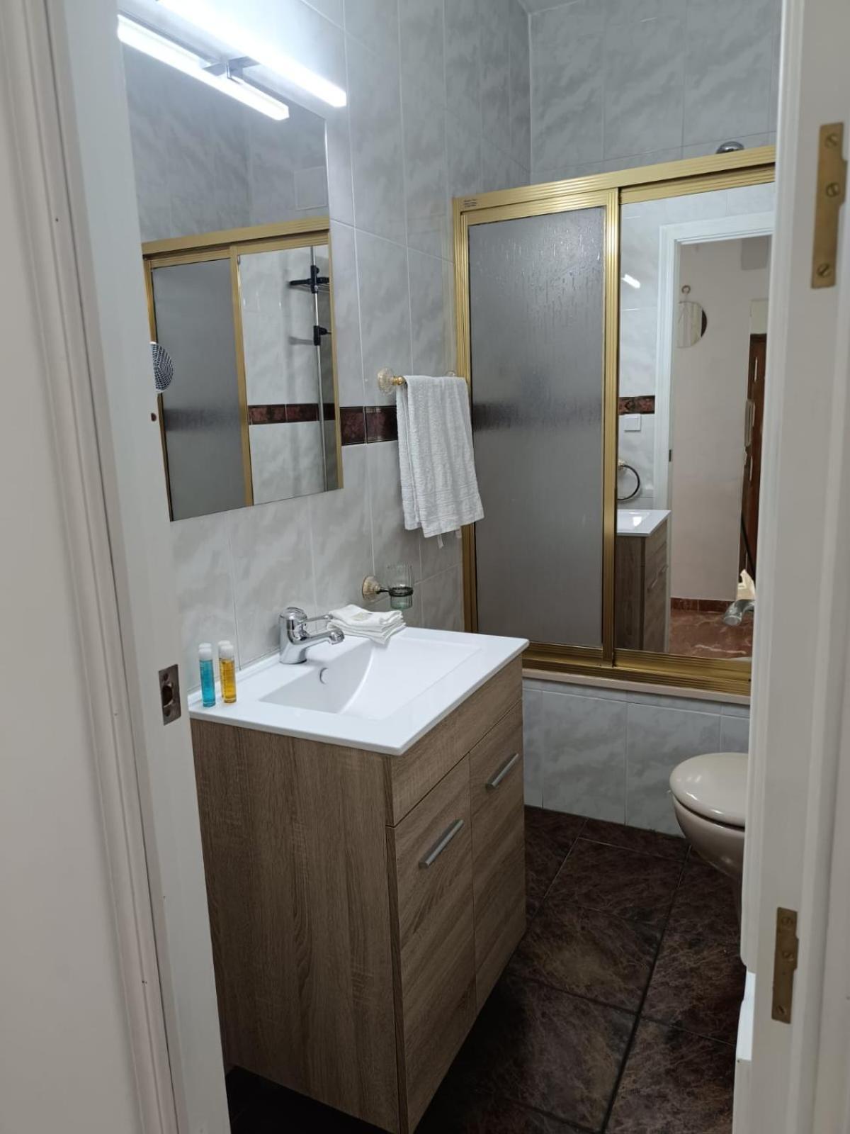 Apartamento Piso Dos Junto Plaza Colon *