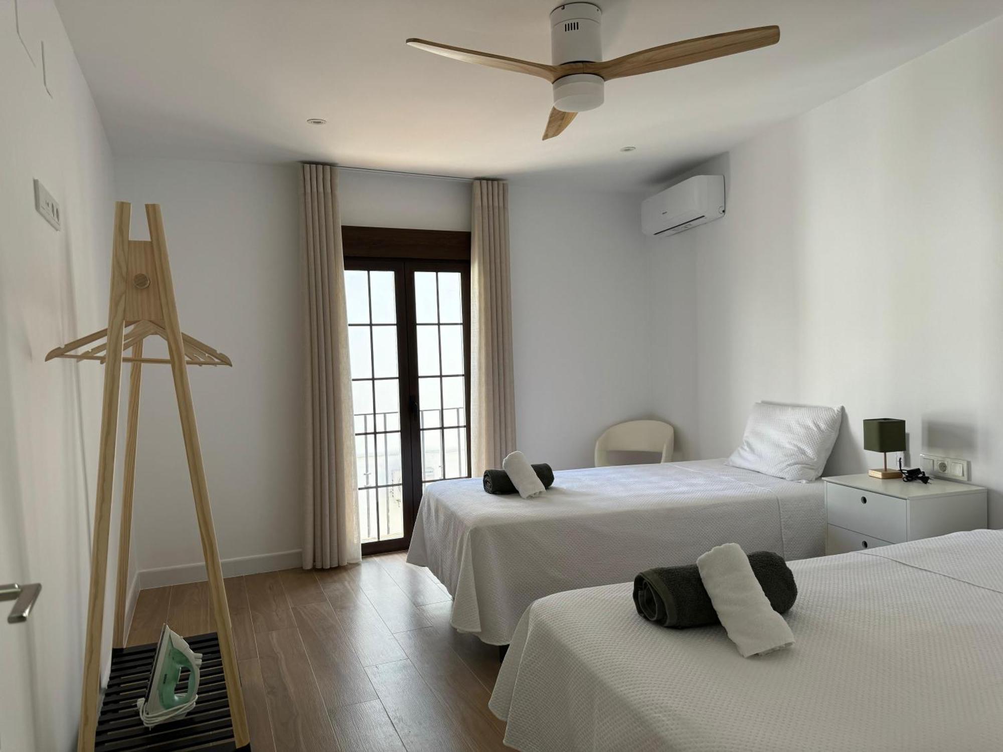 Balcon De Patios Con Parking Córdoba