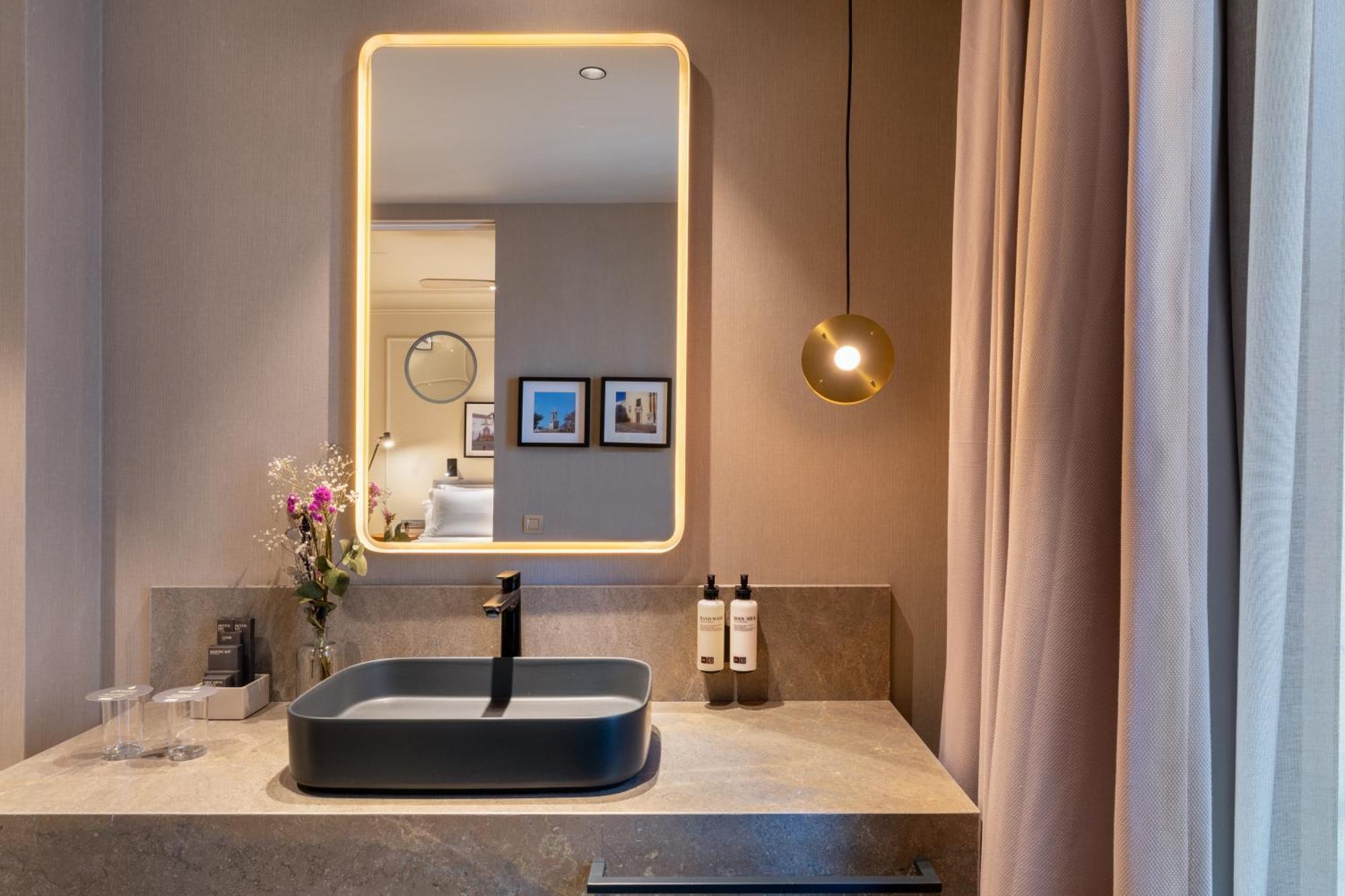 H10 Palacio Colomera 4*
