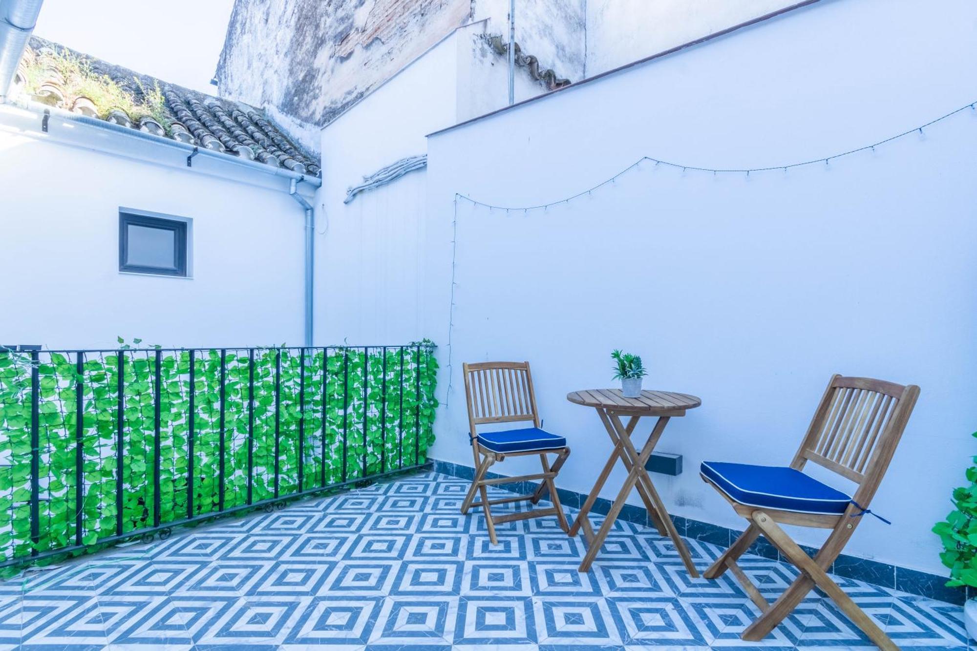 Zahra - Terraza Centro Cordoba