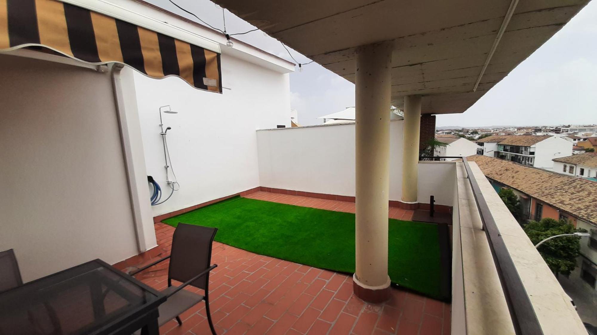 Apartment Duplex Junto Al Puente Con Gran Terraza Y Parking Privado *