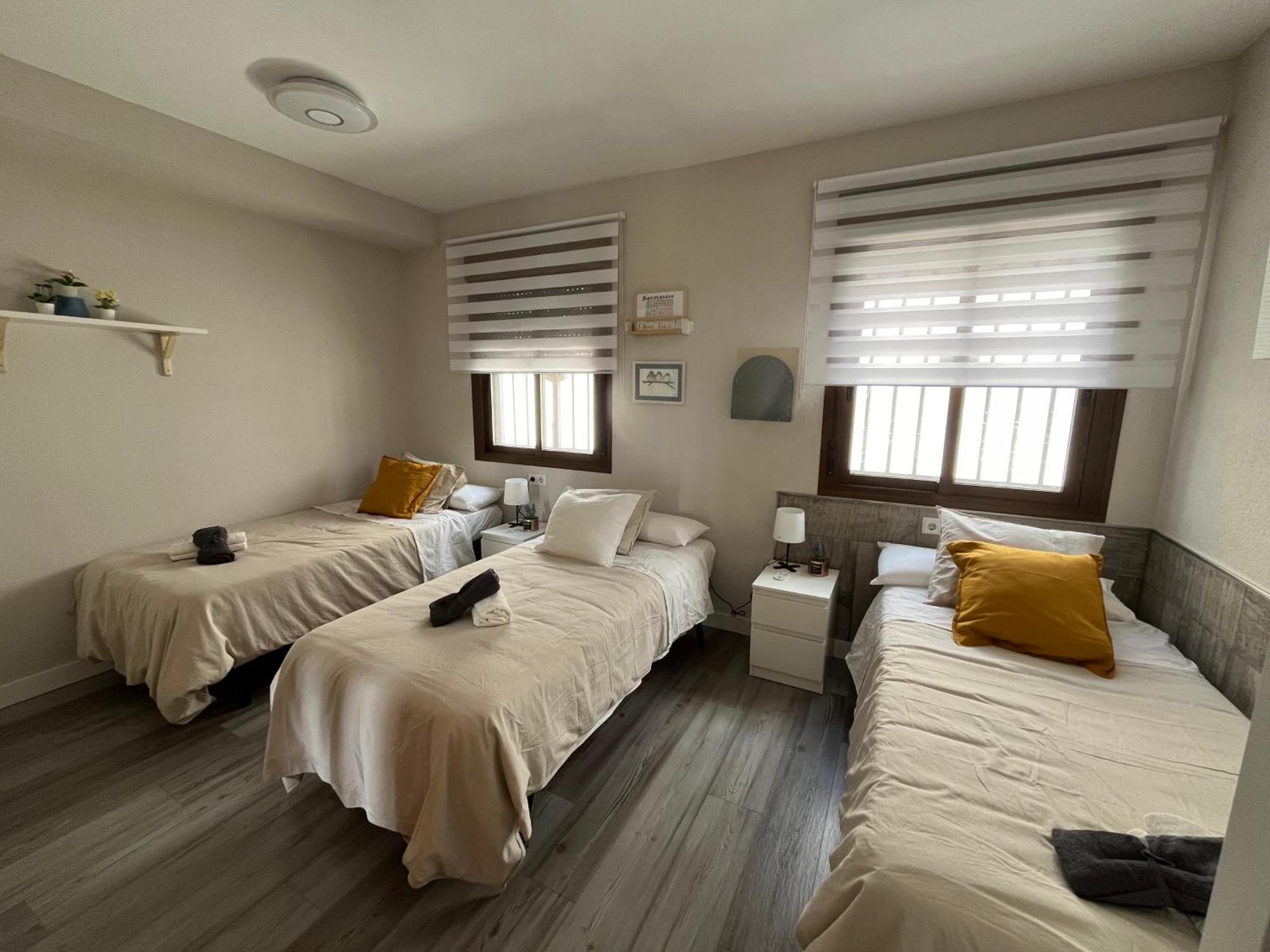 Apartamento Casa Paseo De La Ribera 32 *