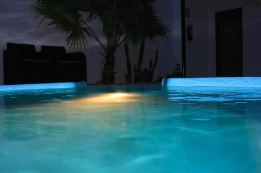 Casa Patio Palmeras Con Piscina Apartamento *