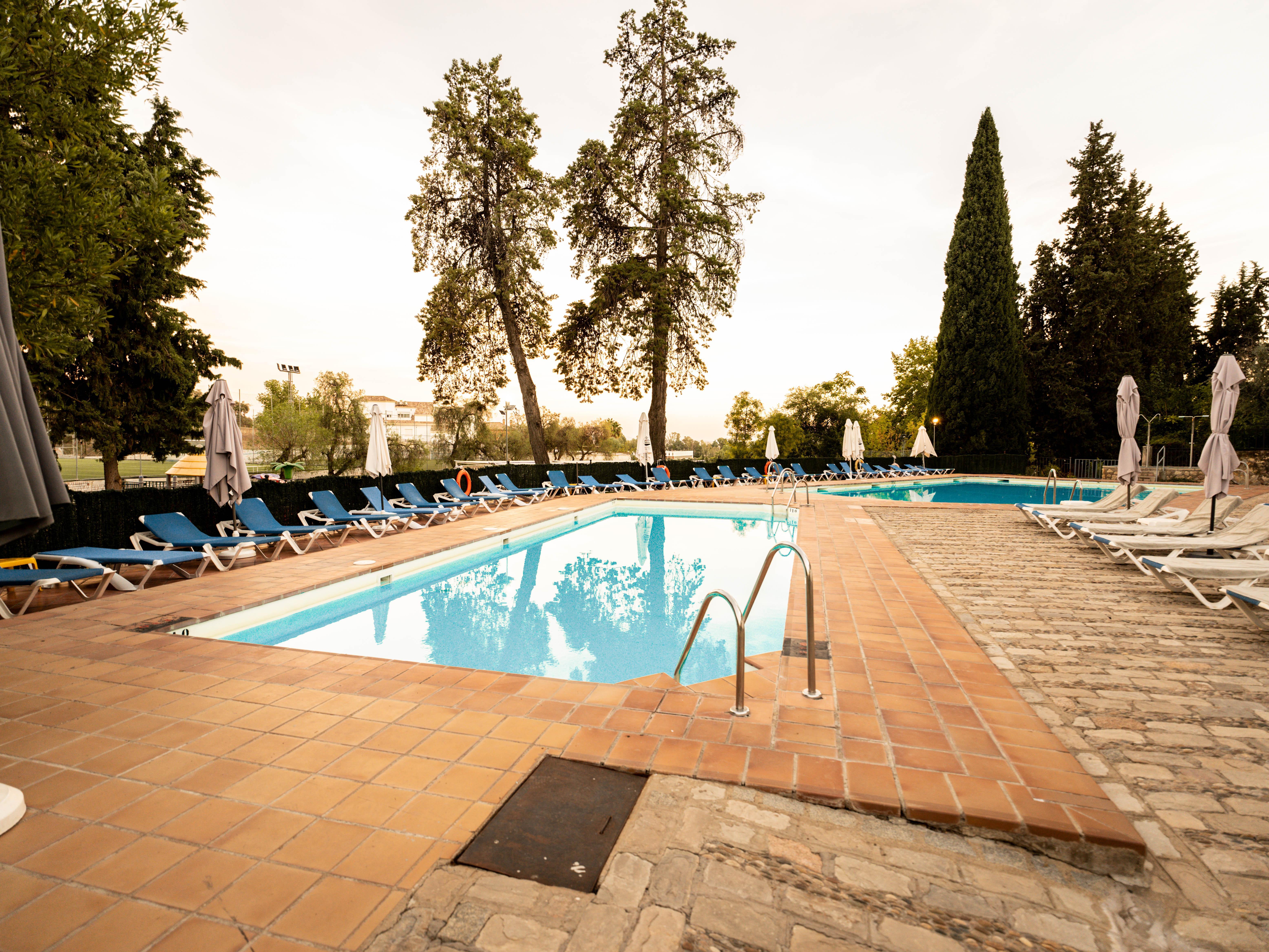 Hotel Abetos Del Maestre Escuela