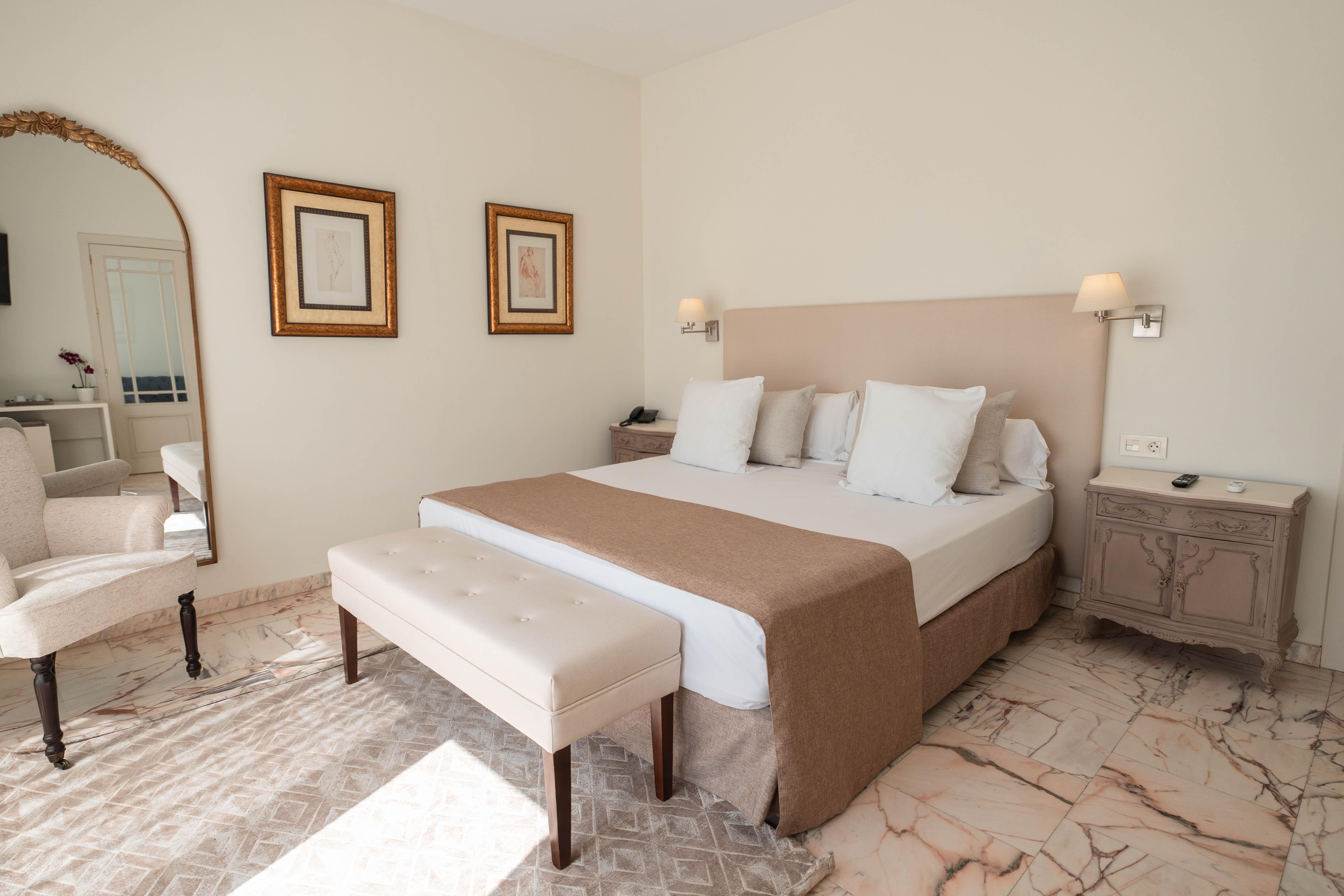 Abetos Del Maestre Escuela Hotel
