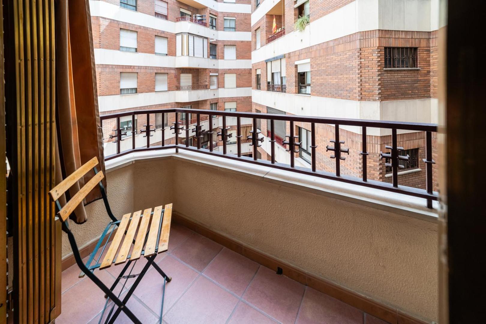 Gran En El Centro Con Parking Gratis Apartamento *