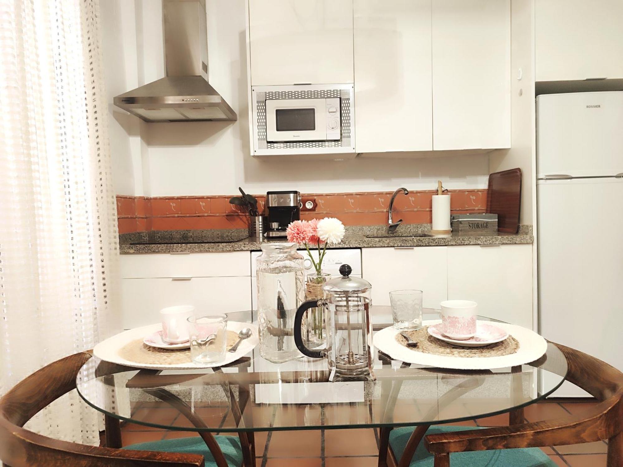 Horno24, Con Patio Andaluz, Tipico De Apartment *
