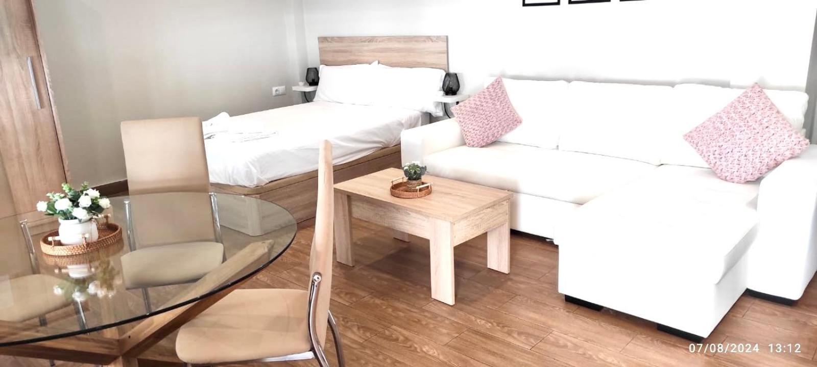 Plaza De Andalucia Con Parking Apartment