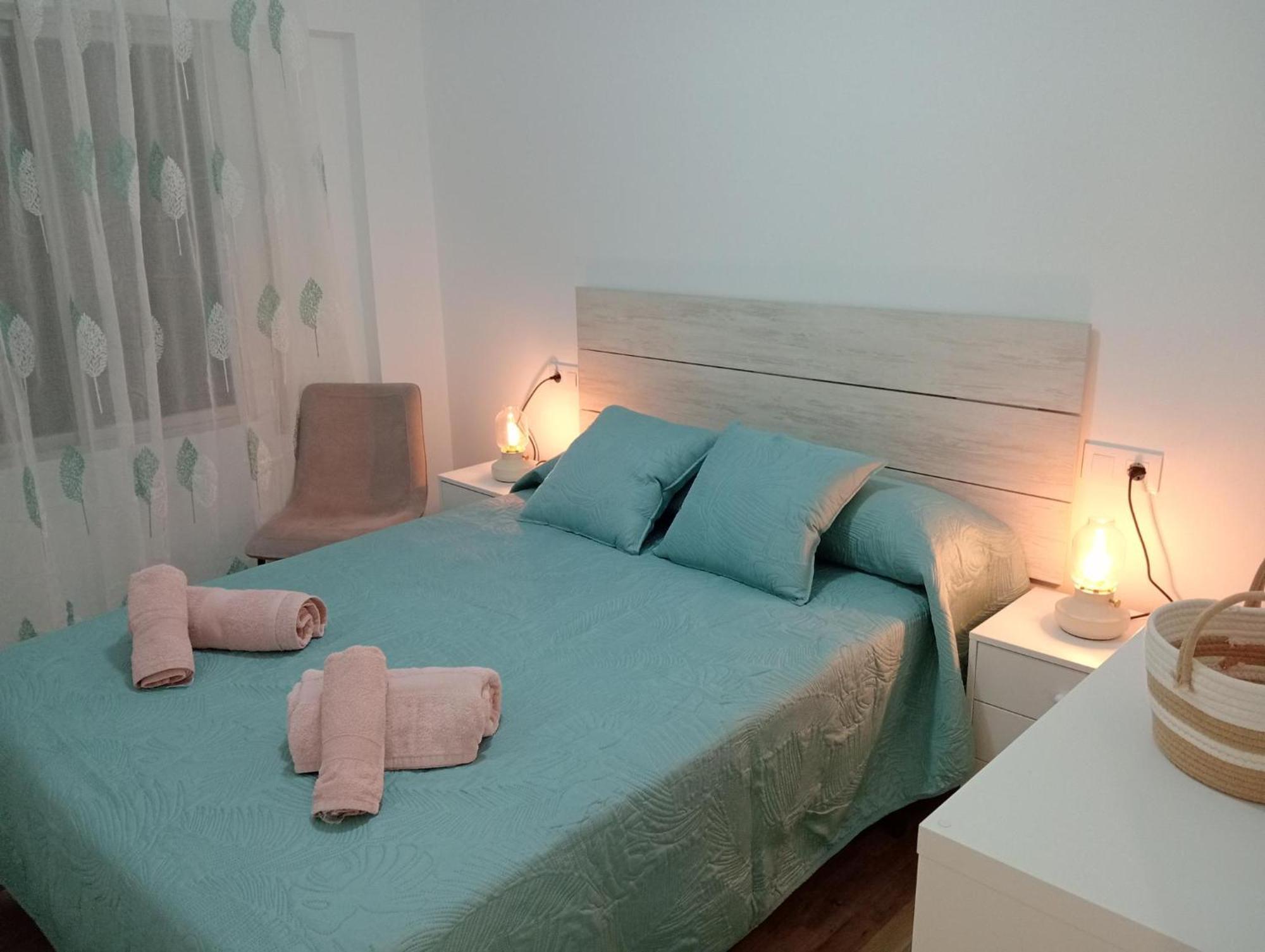 Amor, Emoción Y Más, Auténtico Céntrico Climatizado,con Wifi, Cercano A La Catedral Y Estaciones Apartamento *