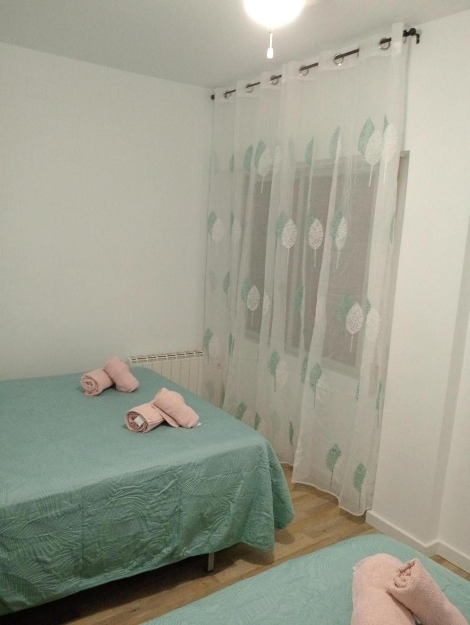 Apartamento Amor, Emoción Y Más, Auténtico Céntrico Climatizado,con Wifi, Cercano A La Catedral Y Estaciones *